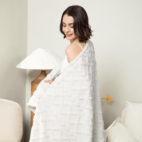 Aganear Fleece Throw Blanket for Couch Sofar 50"x60" White