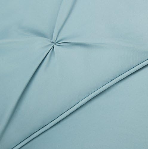Amazon Basics Lightweight, Soft King Size Comforter Set, All-Season Down-Alternative 3-Piece Bedding, Pinch Pleat Design with Piped Edges, Spa Blue