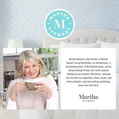 Martha Stewart Luxury White Goose Feathers Down Fiber Comforter Queen Size