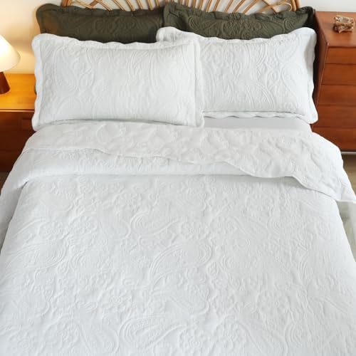 EVENHUG Oversized King Bedspreads California King Quilt Set with Pillow Shams Extra Wide Large King Size Quilts Lightweight Coverlet Bedding Sets White 120"x128"