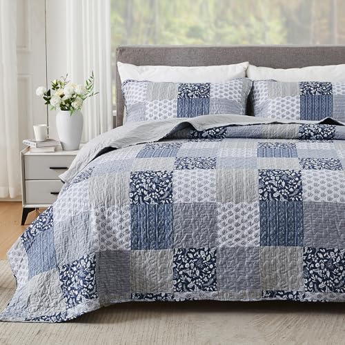 Cozyholy Navy Blue Gray King Size Quilt Set, 3 Piece Quilted Bedspread Set Patchwork Plaid Bedding Comforter Set Reversible Lightweight Microfiber Bed Spread Coverlet Set for All Seasons