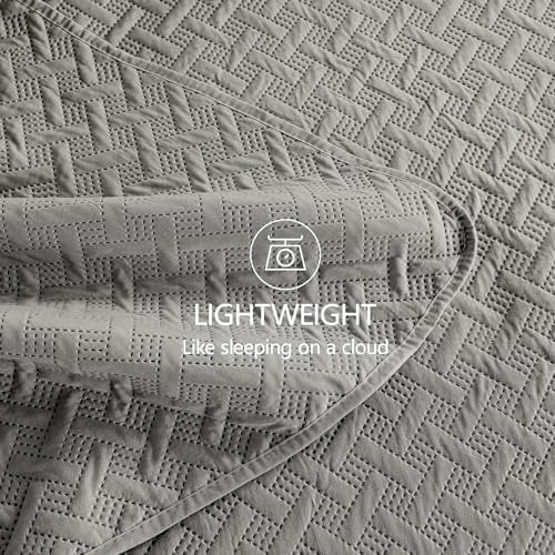 FLYMME Dark Grey Twin Quilt Bedding Set Thin Lightweight Bedspreads,Modern Style Geometric Weave Stripe Pattern,Soft Microfiber Bed Coverlet for All Season (1 Quilt, 1 Sham)