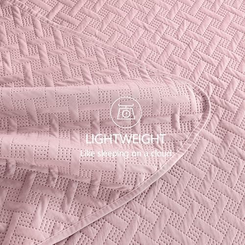 FLYMME Queen Quilt Bedding Set Pink Lightweight Bedspreads Full Size,Soft Microfiber Bed Coverlet for All Season (1 Quilt, 2 Shams)