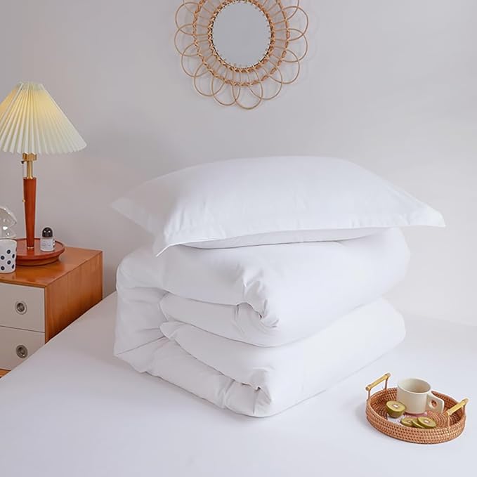 Houseri Fluffy Plain White Bedding Comforter Set - Queen Size Puffy Lightweight Soft Solid Color Bed Quilts - Cozy Women Men Girls Boys Pure White Hotel Dorm Comforter Set