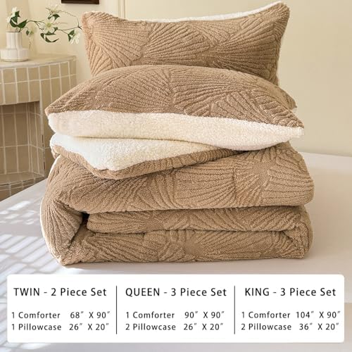 tohrisa Seashell Jacquard Sherpa Comforter Set Warm Cozy Premium Bedding 3 Pieces, Full/Queen Size Geometric Pattern Quilt Comforter with 2 Pillowcases(90"X90" Beige)