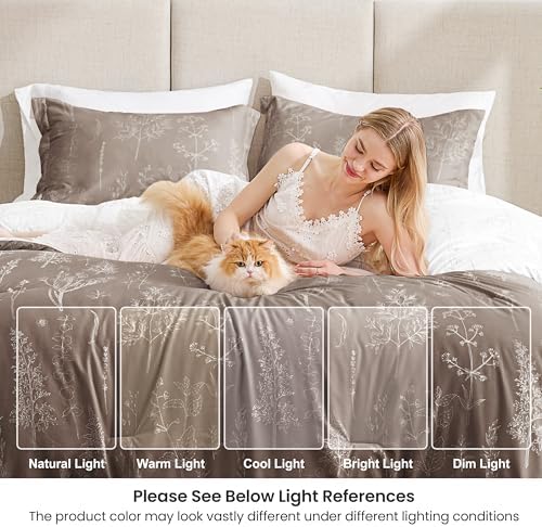 Love's cabin Light Taupe Twin Comforter Set - Twin XL Size Dorm Bedding, 2 Pieces Cute Floral Bedding Comforter Set, Soft Reversible Flowers Comforter, 1 Comforter & 1 Pillow Sham