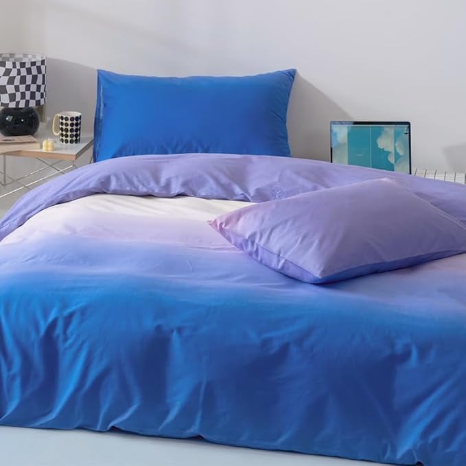CLOTHKNOW Blue Purple Full Size Comforter Set Blue Gradient Bedding Comforter Sets Soft Blue White Comforter with 2 x Pillow Cases