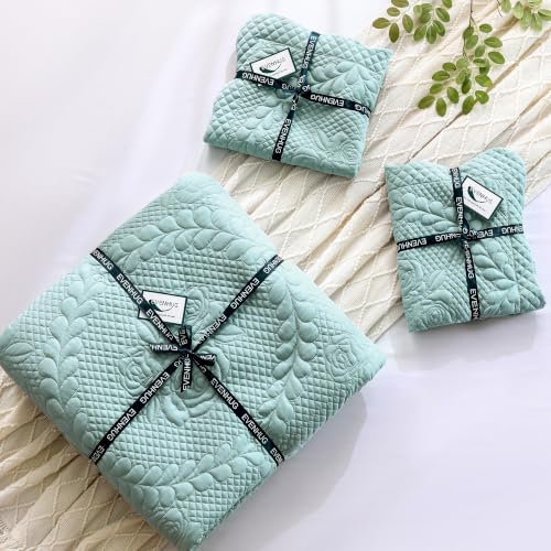EVENHUG Oversized King Bedspreads California King Quilt Set with Pillow Shams Extra Wide Large King Size Quilts Lightweight Coverlet Bedding Sets Aqua Sky 120"x120"