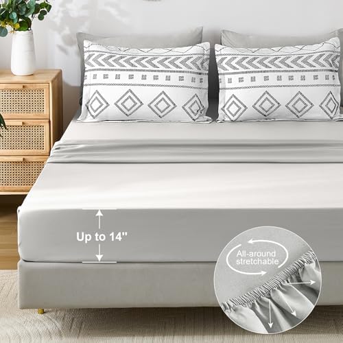 Yiran White Comforter Set King Size, Boho Aztec Comforter Bedding Set, 7 Piece Bed in a Bag King, Soft Microfiber Bohemian Striped Complete Bedding Set with Sheets for All Season