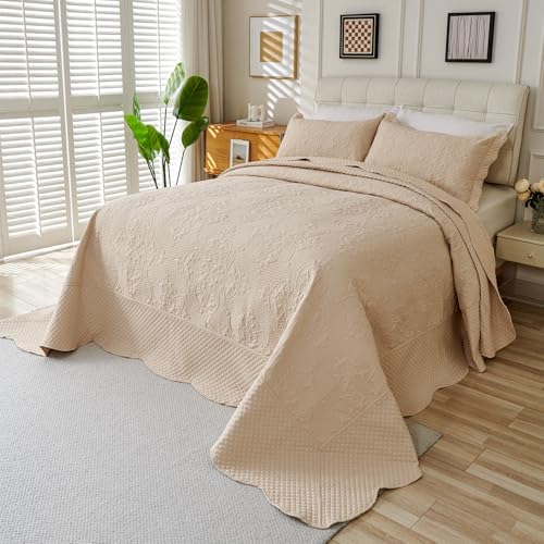 EVENHUG Oversized King Bedspreads California King Quilt Set with Pillow Shams Extra Wide Large King Size Quilts Lightweight Coverlet Bedding Sets Beige 120"x128"