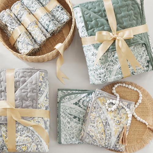 Comfort Spaces Boho Quilt Set Queen Reversible Vermicelli Quilting Queen Size Bed, All Season, Lightweight, Coverlet Winter Layer Bedding, Shams, Gloria, Full/Queen Green 3 Piece