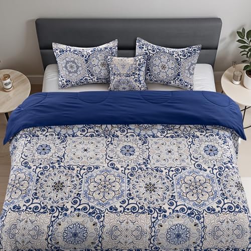 LUX Décor Reversible 5pc Queen Comforter Set, Printed Bedding Set, All-in-One Bed in a Bag, Includes 1 Comforter, 2 Pillow Shams, 1 Decorative Pillow & 1 Bed Skirt (Aztec Blue,Queen)