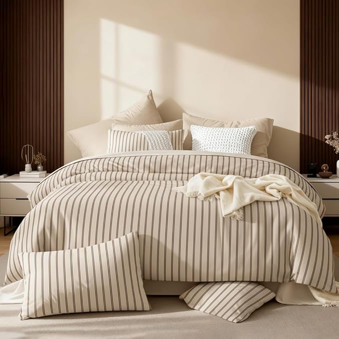 Nayoroom Striped Duvet Cover Queen Size Brown Stripe Duvet Cover Dorm Bedding Set 3 Pieces Soft Lightweight Microfiber Farmhouse Bedding Set Gifts for Women Men (Tannish Linen Grey, Brown Stripes)