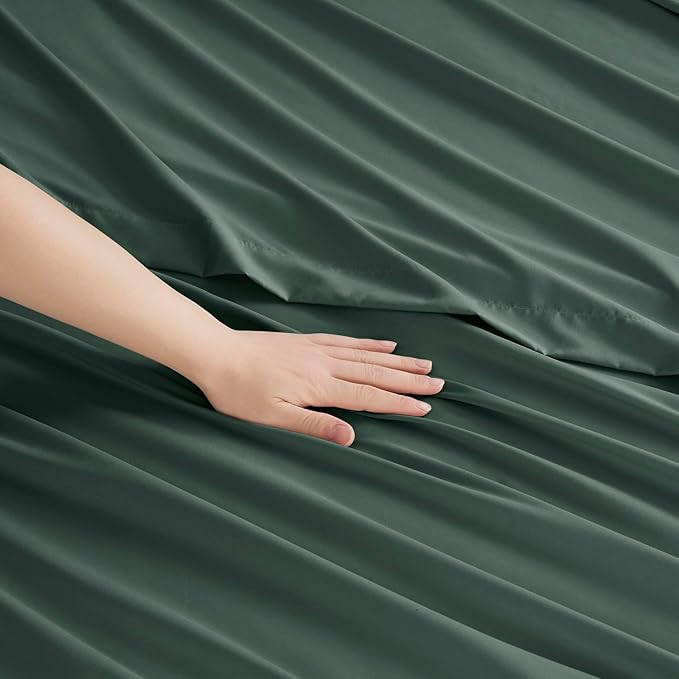 Clara Clark Bed Sheets, Premier 1800 Series Bed Sheet Set, Deep Pocket, Wrinkle, Fade, Stain Resistant, Luxury Soft Bedding Sheets & Pillowcases, Full, Forest Green