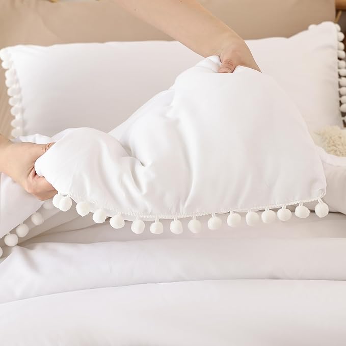 YIRDDEO Twin Comforter Set - Comforter Twin Size Bed with Ball Pom Fringe, Soft Bedding Set for All Seasons - 2 Pieces, 1 Comforter (66"x90") & 1 Pillow Sham(20"x26"), White