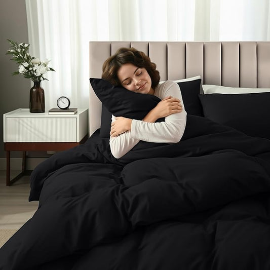 Utopia Bedding Duvet Cover King with Fitted Sheet (78x80) - 2 Pillow Case King - All Season Luxury Bed in a Bag with Zippered Duvet Cover - No Comforter (Black)