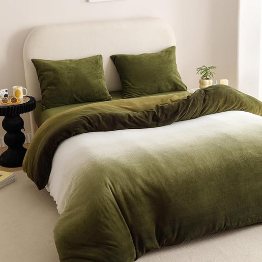 CLOTHKNOW Green White Queen Comforter Sets Velvet Bedding Comforter Sets Olive Green Comforter Soft Comforter Queen with 2 x Pillow Cases