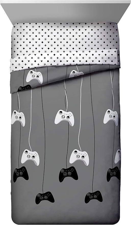 Jay Franco Game On 5 Piece Full Bed Set - Includes Reversible Comforter & Sheet Set - Bedding Features Video Game Contoller - Super Soft Fade Resistant Microfiber