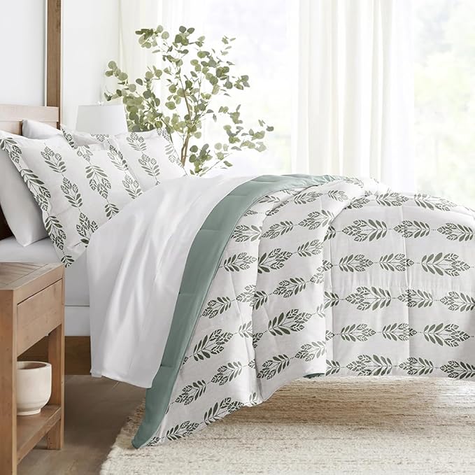 LINENS & HUTCH Comforter Set Patterned Microfiber All Season Down-Alternative Ultra Soft Bedding in Folk Leaves - Full/Queen Folk Leaves Eucalyptus
