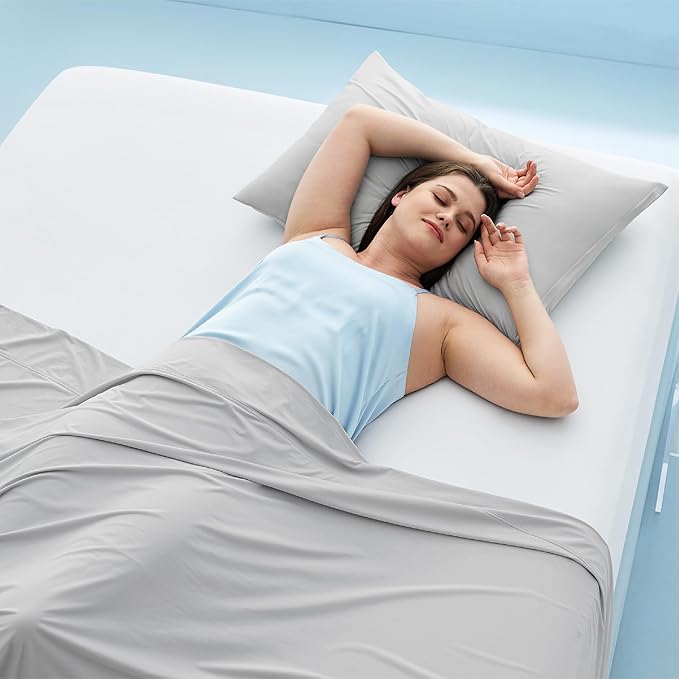 Bedsure Cooling Fitted Sheet Queen Size for Hot Sleeper, Queen Fitted Sheet Only with 360° Elastic Band, Q-Max 0.4, Temperature Regulation Bedding for Night Sweats, 16" Deep (up to 18"), White