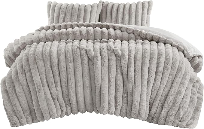 Madison Park Jasmine King Comforter Set, Luxurious Reversible Faux Fur Plush Ribbed Velvet Bedding, Fuzzy Thick Warm Winter Comforter, Super Soft Fluffy 3-Piece Set Light Grey