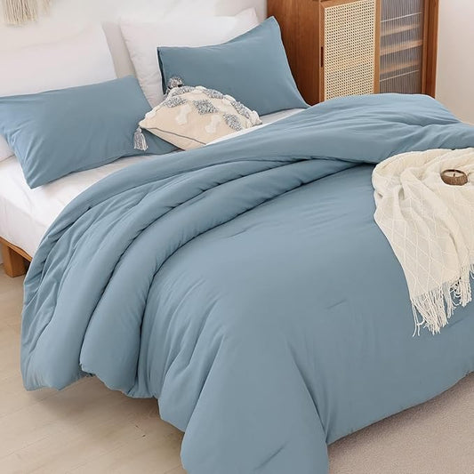 ROSGONIA Oversized King Comforter 120x120, 3pcs Super King Comforter (1 Dusty Blue Comforter & 2 Pillowcases) Lightweight Warm Bedding Blanket Quilt