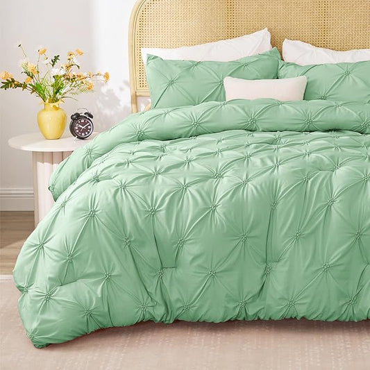 BEDELITE Sage Green King Size Comforter Set - 3 Pieces Boho Pintuck Bedding Comforter Sets, Lightweight Soft & Warm King Bedding Set with 2 Pillowcases for All Season