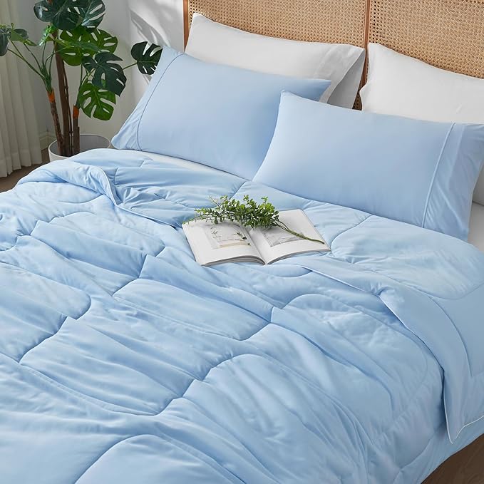 Amélie Home Cooling Comforter Twin Size, Dual-Sided Lightweight Cooling Blanket for Hot Sleepers, Q-Max 0.43 Breathable Cooling Quilt for Night Sweats, 68" x 90", Heather Ice Blue