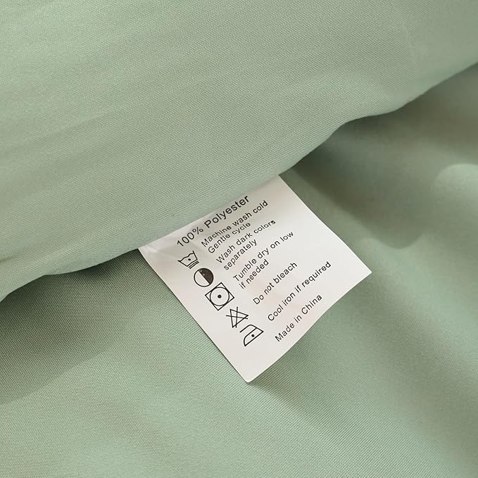 ROSGONIA Oversized King Comforter 128x120, 3pcs Super King Plus (1 Sage Green Comforter & 2 Pillowcases) Lightweight Oversized Bedding Set Quilt
