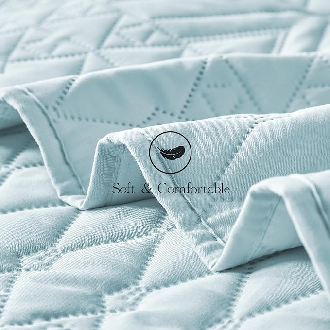 akkialla King/Cal King Size Quilt Bedding Set,Sky Blue Lightweight Microfiber Soft Bedspread,Modern Style Geometric Pattern Coverlet Set for All Seasons,3 Piece(1 Quilt,2 Pillow Shams)