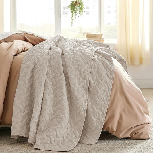 Bedsure Quilts King Size - Lightweight Bedspreads King Size with Basket Weave Pattern, Soft Quilt Bedding Set, Light Beige Comforter Set Coverlet for All Seasons with 2 Pillow Shams (106" x 96") | Skin-Friendly Soft, All-Season Comfort, Breathable, Lig...