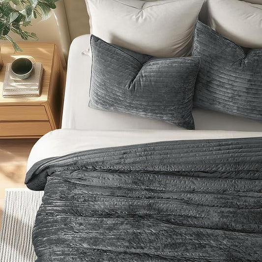 EVERGRACE Velvet Quilt Set California King 118'' x 106'', Luxurious Soft Striped Channel Bedding Set, Lightweight Velvet Comforter for All Season, Oversized Bedspread Coverlet w/ 2 Shams Charcoal Gray