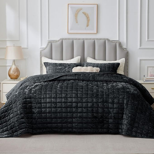 BEDELITE Velvet Quilt Set King Size - Luxury Velvet Comforter Bedding Set 3 Pieces, Lightweight Soft Cozy Shiny Black Oversized Bedspread Coverlet for All Seasons with 2 Pillow Shams