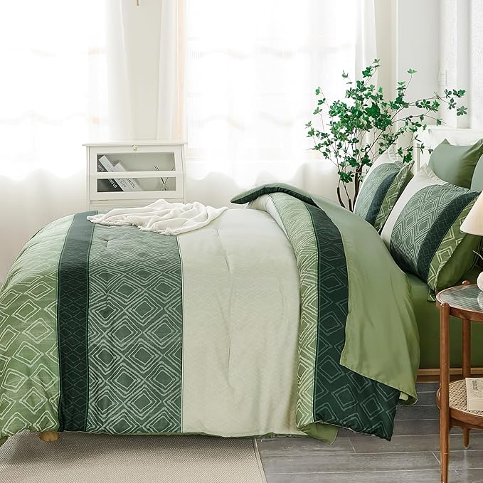 Dinjoy Green King Size Comforter Set,Striped Bed in a Bag King 7 Pieces Soft Microfiber Bedding Comforters Sets Boho Bed Complete Set for Summer All Season