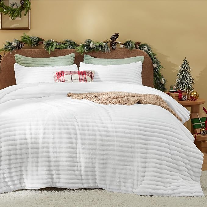 Bedsure Comforter Set Queen Size - GentleSoft™ 3 Pieces Double-Side Fleece Fluffy Bright White Comforter Set, Cozy Striped Room Decor Aesthetic, Luxury Bedding Queen Size, 2 Pillowcases, 90x90 Inches