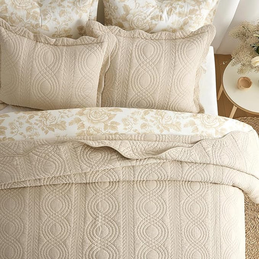 EVERGRACE 100% Cotton Scallop Quilt Set, King Size 3 Piece Set – Lightweight Bedspread with 2 Shams, Soft Prewashed Matelasse Coverlet for Cozy and Elegant Bedding, Flax Beige