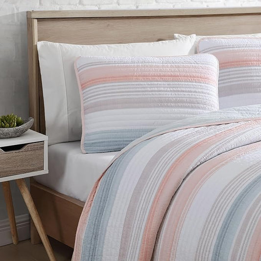 Beatrice Home Fashions Coralinn Striped 3-Piece Quilt Set, Lightweight, All-Seasons, Full/Queen, Blush