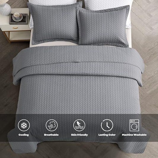 Maple&Stone Quilt Set King Size, Lightweight Grey Bedspread Ultrasonic Chevron Pattern Light Coverlet for All Season Comforter Bedding Decor - 3 Piece King Bed Cover Sets