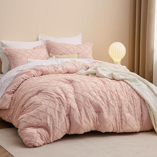 Bedsure Oversized Queen Comforter Set - Coral Pink Comforter, Boho Tufted Shabby Chic Bedding for Kids, 3 Pieces Vintage Farmhouse Bed Set for All Seasons, Fluffy Soft Bedding with 2 Pillow Shams