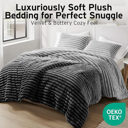 Intelligent Design King Comforter Set, Plush Bedding, Microfiber Reverse, 3 Piece, Lightweight, Super Soft Ribbed Velvet Comforter 2 Shams, All Season Fluffy Bed Set, Avril, King/Cal King Grey Ombre