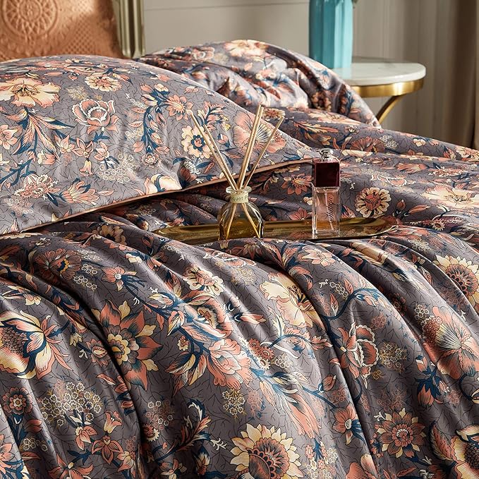 Cupocupa Duvet Cover Queen Size Set - Vintage Soft Bedding with Beautiful Boho Floral Pattern for Queen Size Bed - Comes with Matching Pillowcases for Added Elegance and Comfort