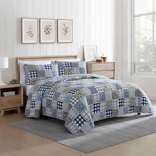 Eddie Bauer - Twin Quilt Set, Reversible Cotton Bedding with Matching Sham, Patchwork Luxurious Bedding Set with Plaid Reverse (Cozy Plaid Patchwork Blue/Green, Twin)