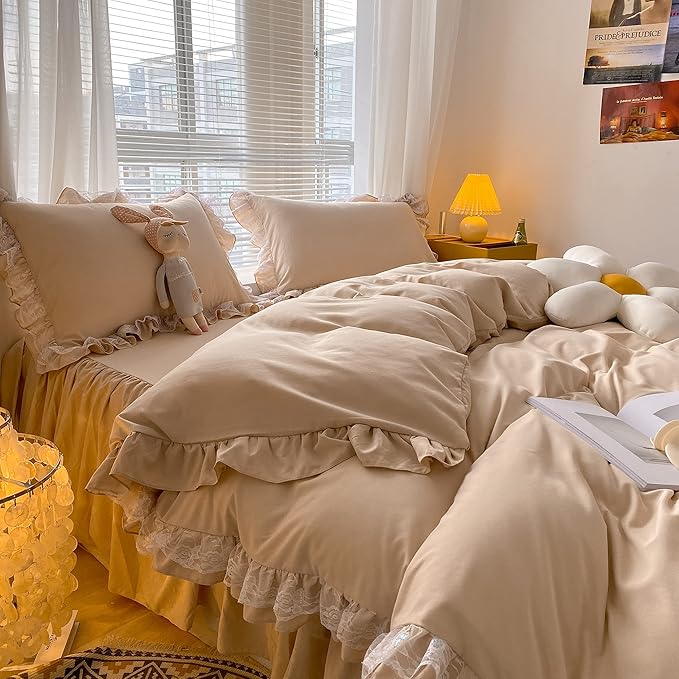 MOOWOO Chic Ruffle Lace Polyester Duvet Cover Set -Girl Champagne Bedding-3 Piece Full Duvet Cover with Zipper Closure -Ultra Soft and Light Weight (Champagne, Full)