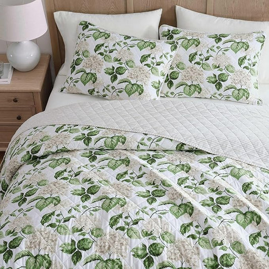 Martha Stewart - Twin Quilt Set, 100% Soft Cotton Floral Bedding for Year Round Comfort, 2 Piece Bed Set with Matching Pillowcase (Hydrangea Floral Beige)