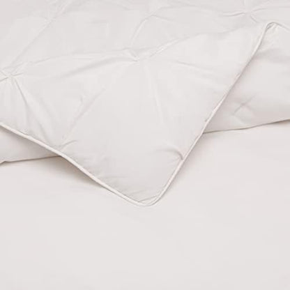 Amazon Basics All-Season Down-Alternative 3-Piece Comforter Bedding Set, Warm Soft Lightweight Microfiber, Pinch Pleat Design with Piped Edges, King, Cream