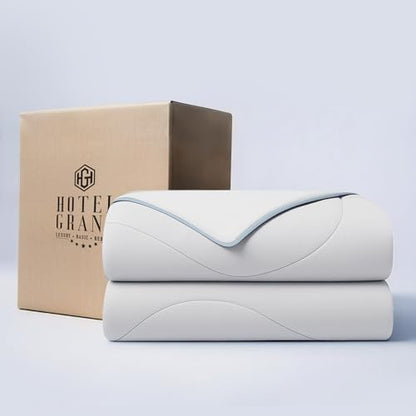Hotel Grand Cooling Comforter for Hot Sleepers, Cooling Blankets Twin Size, Q-Max>0.4, Breathable and Soft, Lightweight Blankets for Summer (White, 68"x90", Packed with Cooling Pillowcase)