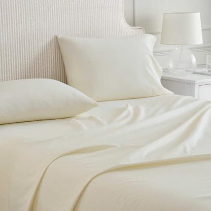 Martha Stewart - Queen Size Sheet Set with Fitted Sheet & Pillowcases