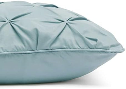 Amazon Basics 3-Piece Soft, Lightweight All-Season Down-Alternative Comforter Bedding Set, Pinch Pleat Design with Piped Edges, Full/Queen, Spa Blue