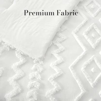 Amélie Home Tufted Boho Comforter Set Twin Size, 2 Pieces Soft Textured Bed Set, Lightweight Breathable Comforter for All Seasons, Farmhouse Shabby Chic Jacquard Bedding, Cozy Gift for Women, White