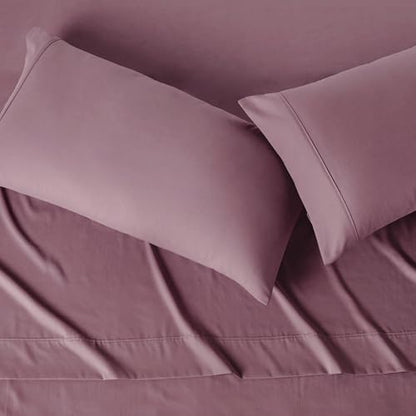 Amazon Basics Lightweight Polyester Microfiber 4-Piece Bed Sheet Set, Machine Washable, King, Rose, Solid